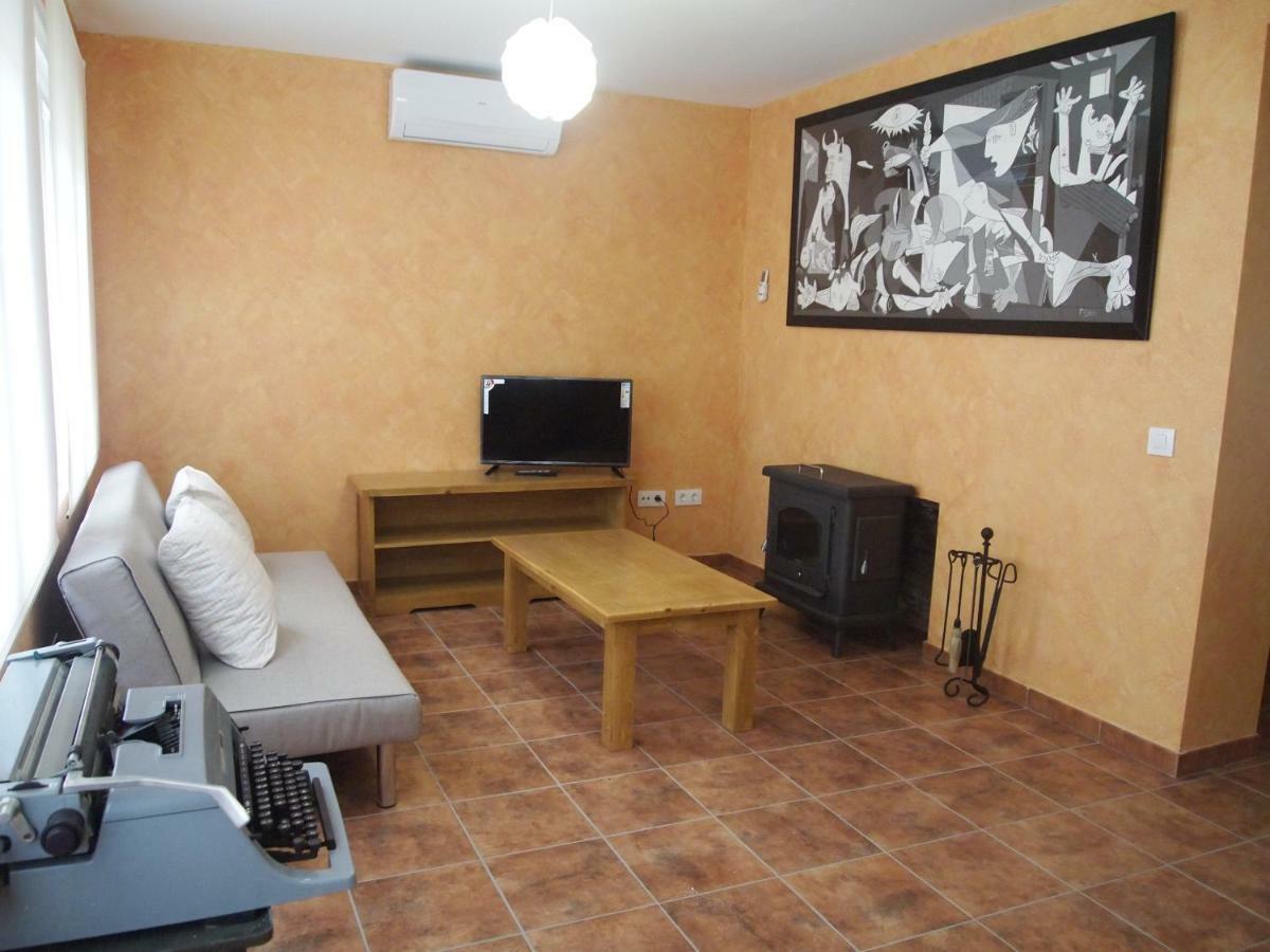 Apartamento Rural "Las Escuelas" Сан-Бартоломе-де-лас-Абьертас Экстерьер фото