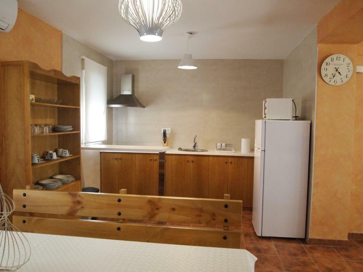 Apartamento Rural "Las Escuelas" Сан-Бартоломе-де-лас-Абьертас Экстерьер фото