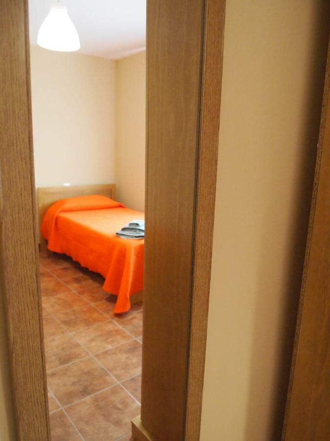 Apartamento Rural "Las Escuelas" Сан-Бартоломе-де-лас-Абьертас Экстерьер фото