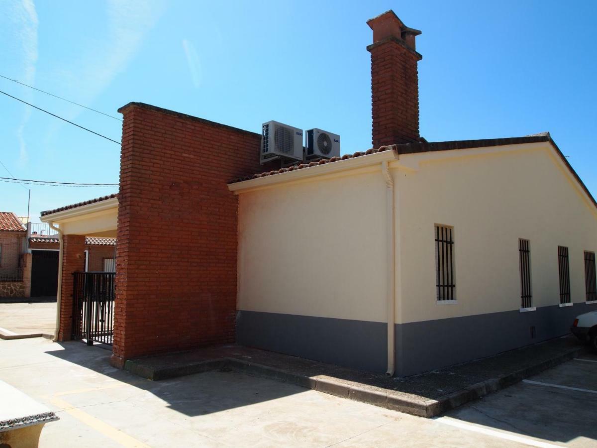 Apartamento Rural "Las Escuelas" Сан-Бартоломе-де-лас-Абьертас Экстерьер фото